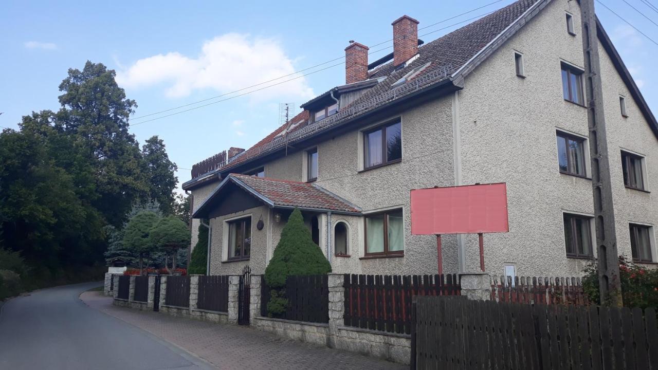 Antonowka "Pod Dudziarzem" Apartment Radomierz Exterior photo